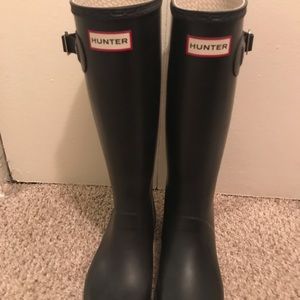 Black tall Hunter boots
